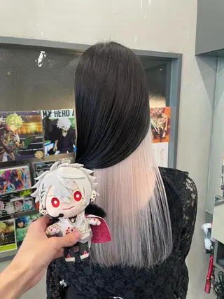 ロング カラー インナーカラー 推し ブリーチ  髪質改善のヘアスタイル