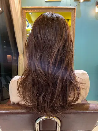 ロング 末石 智のヘアスタイル