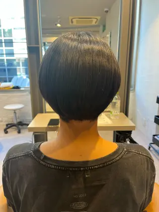 ショート うしだ かおるのヘアスタイル