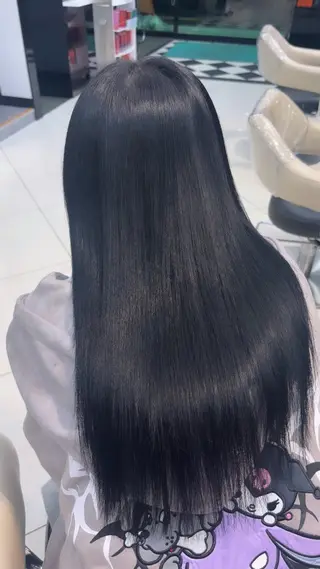 ロング 大塚 華のヘアスタイル