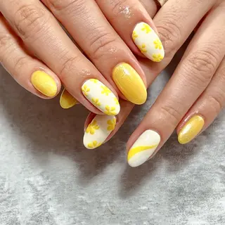 ネイル NAIL303 🛼 SHIORIのネイルデザイン