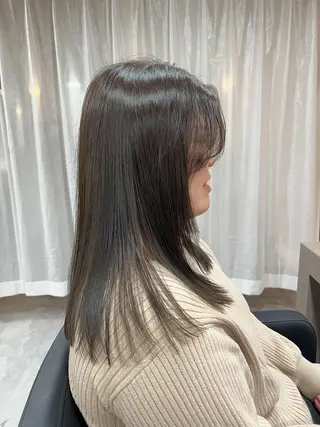 セミロング カラー JULI 長田のヘアスタイル