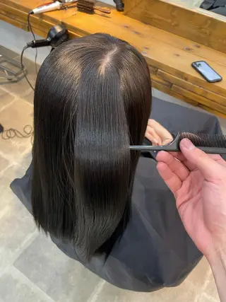 ロング カラー 松田 恋のヘアスタイル