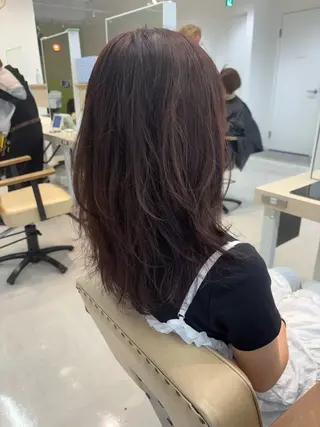 セミロング カラー ニュアンスパーマ/ フェザー/マッシュのヘアスタイル
