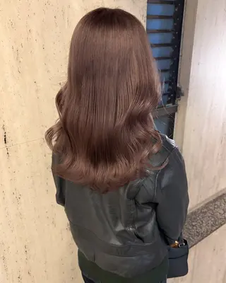 ロング 垢抜け透明感カラー 🧚🏻♀️ミユウのヘアスタイル