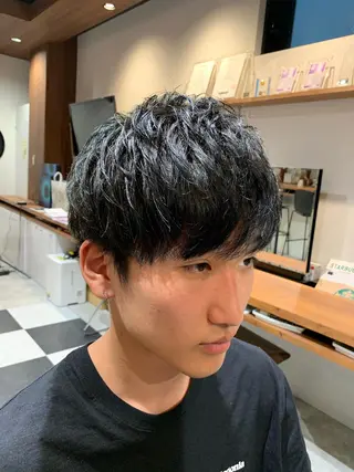 ミディアム 坪井 彰吾のヘアスタイル
