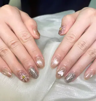 ネイル アヤメネイル 最新チップスカルプのネイルデザイン