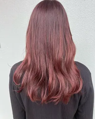 セミロング カラー 艶髪専門美容師🏄 kazuレスlessのヘアスタイル