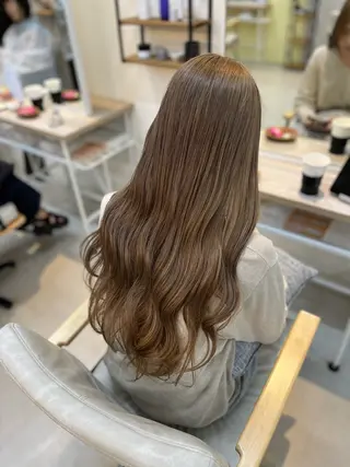 ロング カラー BELLE by revo 山口 か乃のヘアスタイル