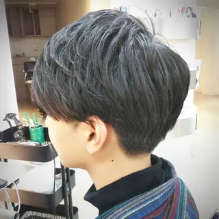 メンズ ショート 艶髪サラサラカラー 🌈前原健吾のヘアスタイル