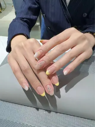 ネイル 里奈 Nailのネイルデザイン