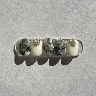 ネイル momo🍑 nail【恵比寿】のネイルデザイン