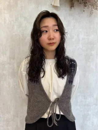 ロング パーマ 桑本 さと子のヘアスタイル