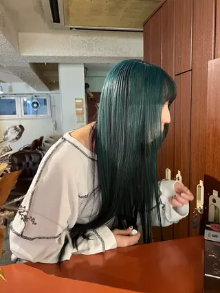 ロング 🪼個性、雰囲気🪼 ⛈オカダ🎧のヘアスタイル