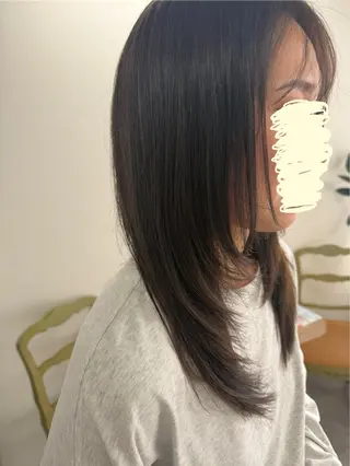 セミロング 玉邑 美菜のヘアスタイル