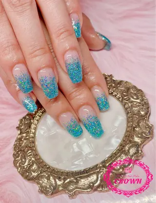 ネイル CROWN プライベートサロンのネイルデザイン