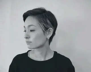 ショート カラー 中島 剛のヘアスタイル