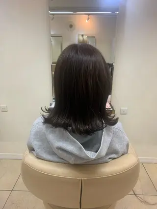 ミディアム カラー 山本 理世のヘアスタイル