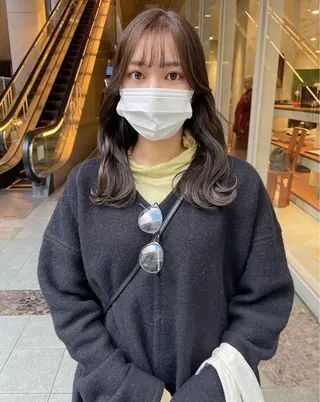 セミロング 🌸インナーカラー 🌸藤井春華のヘアスタイル