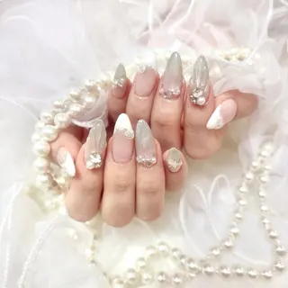 ネイル WISTERIA SAKAEのネイルデザイン