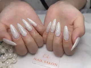 ネイル 💕鈴木ユリ パラジェル/オフ無料のネイルデザイン