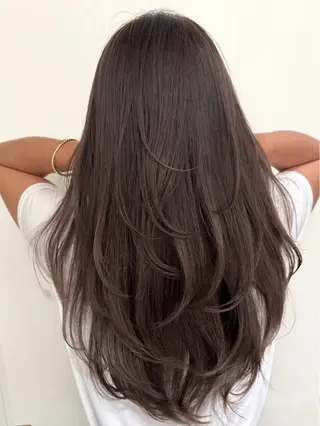 ロング カラー ヘアアレンジ 艶カラー ／韓国風カラーのヘアスタイル