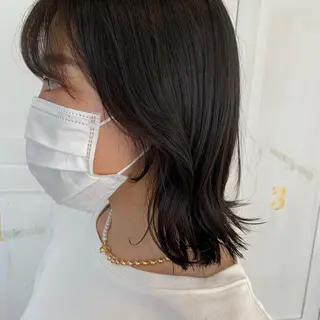 ミディアム 吉田 夢のヘアスタイル