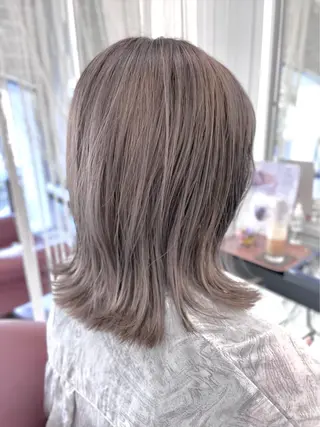 ミディアム カラー 高野 莉夕のヘアスタイル