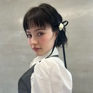 ミディアム サカモト ナオミのヘアスタイル
