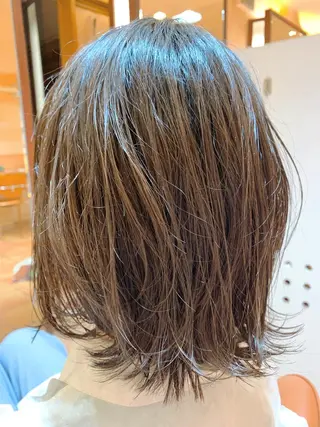 ミディアム 🎉骨格矯正カット ばば　としまさのヘアスタイル