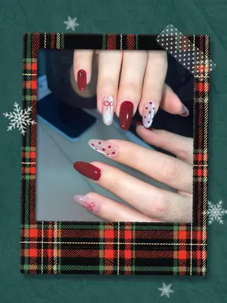 ネイル She’s Lunaのネイルデザイン