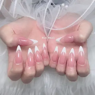 ネイル Hin Nailsのネイルデザイン