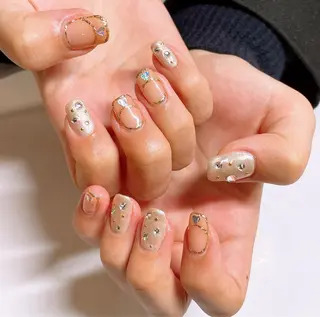 ネイル VIERU 🌈🎀💖のネイルデザイン