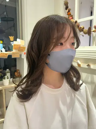 セミロング ブリーチなしカラー/ パーマ/おとは🦖♡のヘアスタイル