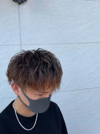 パーマ メンズ 鵜飼 真伍のヘアスタイル