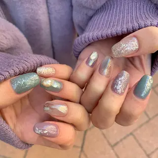 ネイル repos~ルポ~所属・里見 麗のネイルデザイン