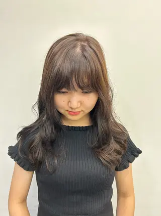 ロング カラー 京谷 宥のヘアスタイル
