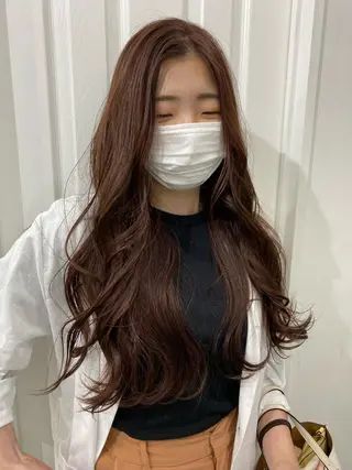 ロング カラー ヘアアレンジ kai .のヘアスタイル