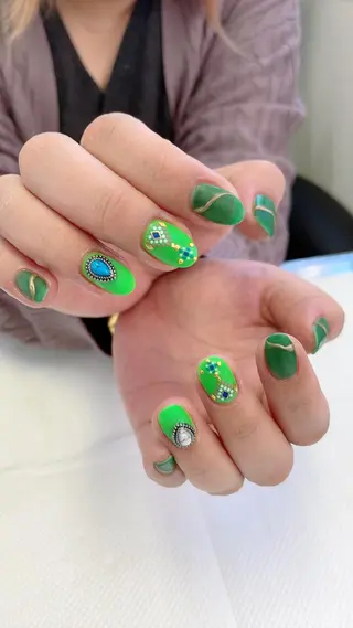 ネイル Munail サロン所属・むねいる nail salonのネイルデザイン