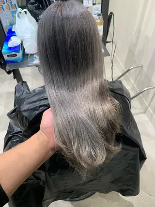 セミロング カラー ムラ修正.ブリーチ エクステ🤍アミルのヘアスタイル