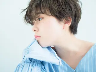 ショート カラー 水口 英里のヘアスタイル