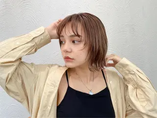 ショート カラー ブリーチ毛でもできる 髪質改善縮毛MIHOのヘアスタイル