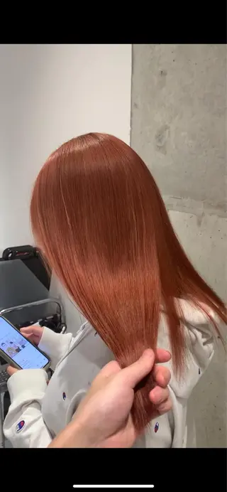 セミロング カラー れい🫧 ハイトーン特化のヘアスタイル