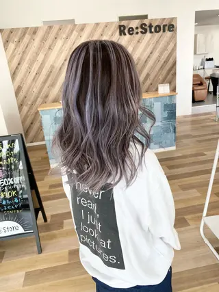 ロング ケアブリーチ 黒瀬有汰のヘアスタイル
