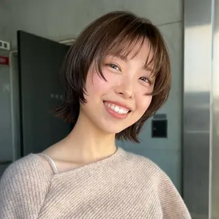 ショート たおちゃん／レイヤー ／透明感カラーのヘアスタイル