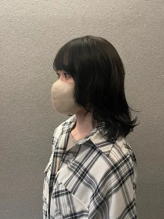 カラー aimi/ cyaco gのヘアスタイル