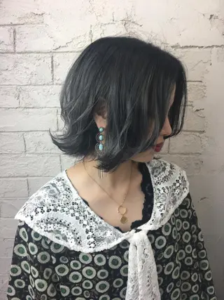 ショート カラー someya 🥀のヘアスタイル