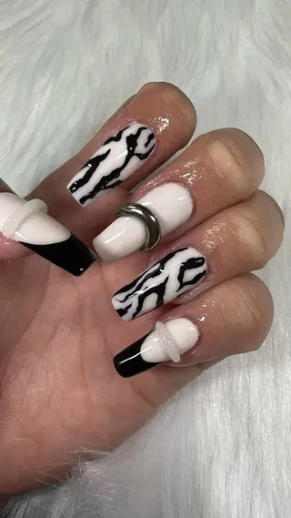 ネイル 𝐧𝐚𝐢𝐥 𝐌𝐢𝐖𝐢𝐢のネイルデザイン