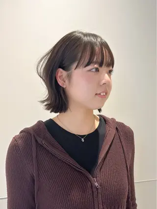 ショート カラー パーマ ヘアアレンジ メンズ 切りっぱなしヘアボブ ミディアムヘアRYOのヘアスタイル
