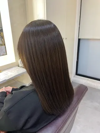 ミディアム 澤田 萌生のヘアスタイル